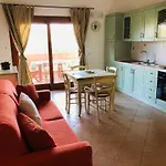 Trilocale Delle Bouganville Διαμέρισμα Punta Molara