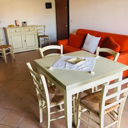 Apartment Trilocale Delle Bouganville Punta Molara