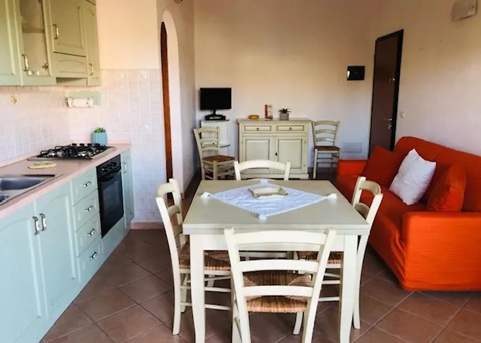 Apartament Trilocale Delle Bouganville Punta Molara